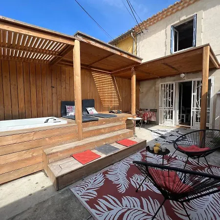 Apartment The Bohemian Jacuzzi, Ideal For Families Or Friends *